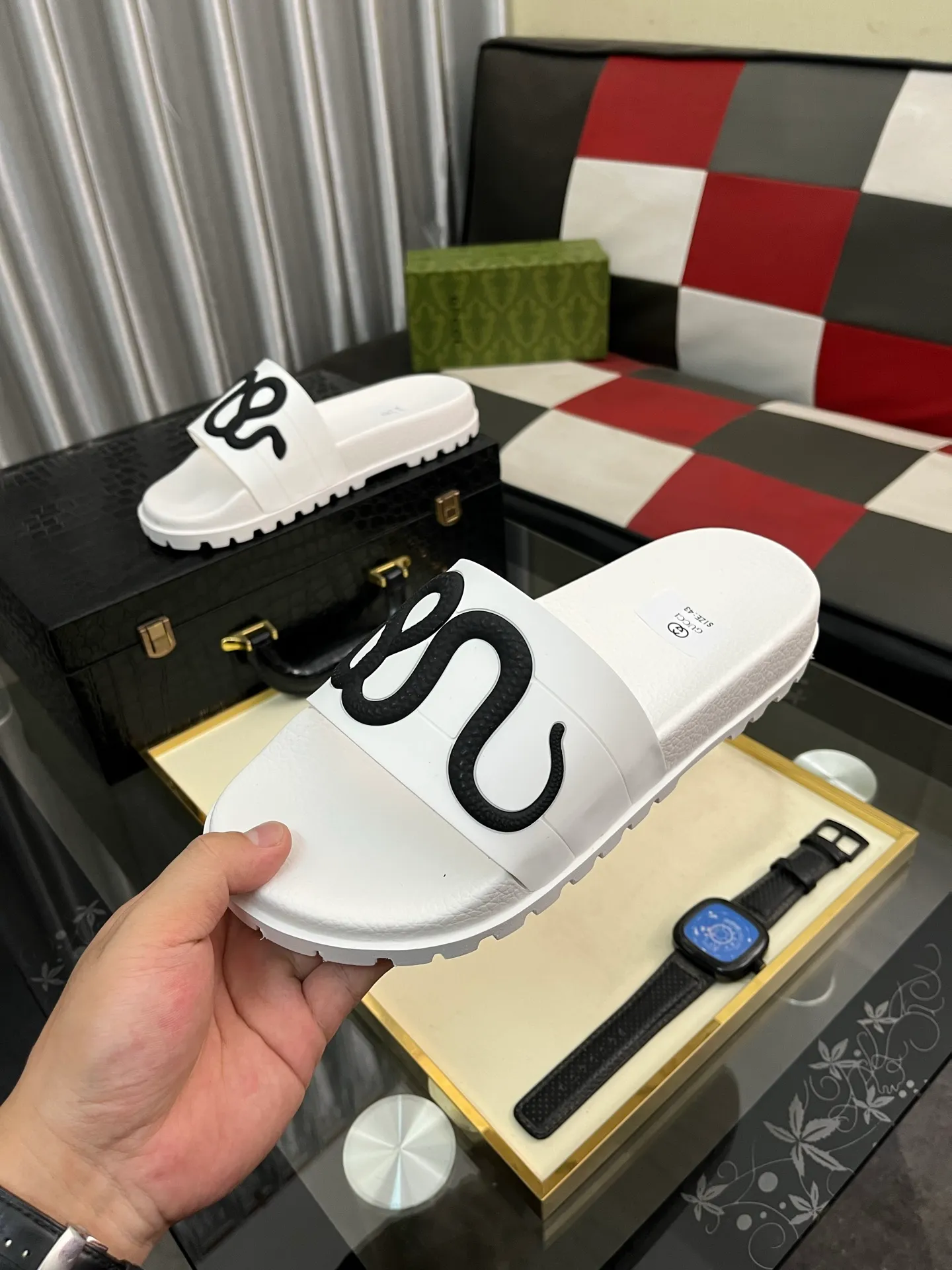Men's men's shoes💰260⌚️⌚️ＧＵＣＣＩ.Gucci.Official website 1:1 popular slippers hot sale! Original original material 🩴 SIZE: 38-46 (45.46 non-refundable)